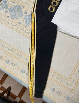 Chaqueta Adidas Retro Cortavientos Blanca y Negra