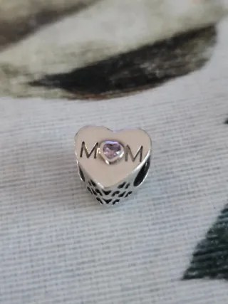 Abalorio Pandora Corazón Mom con Piedra Rosa
