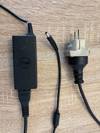 Dell Vostro 3405 Ryzen 5 8GB RAM 256GB SSD