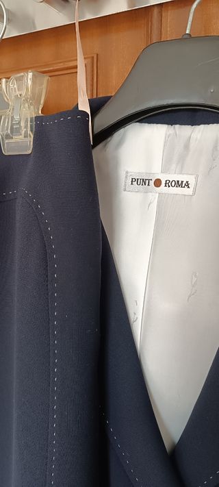 Traje chaqueta y falda azul marino Punt Roma