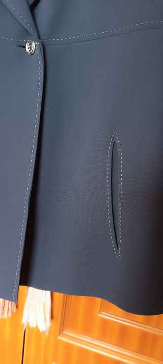 Traje chaqueta y falda azul marino Punt Roma