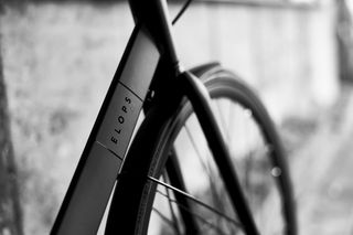 Bicicleta urbana rápida Elops Speed 920 negro