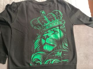 Sudadera Negra León sin capucha