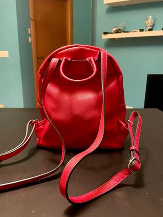 GianMarco Venturi Zaino Rosso Donna – Ottime (FG)