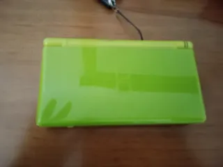 Nintendo DS Verde