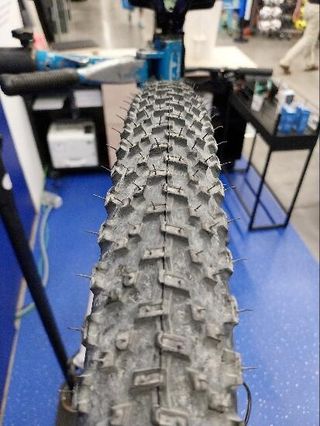 Bicicleta MTB Cross Country Race 700 Gris Cuadro Aluminio