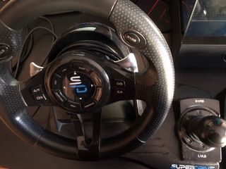 PS4 Negra + Mando Pro + Volante