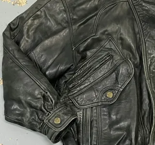 Cazadora de cuero ovino negra