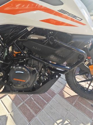 KTM Adventure 390