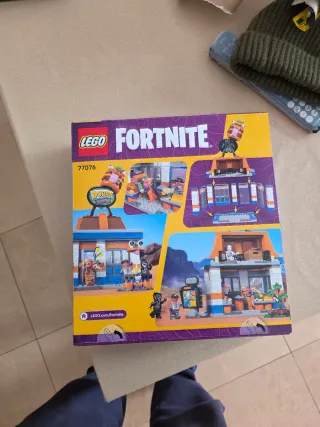 LEGO Fortnite 77076 Durrr Burger Restaurant