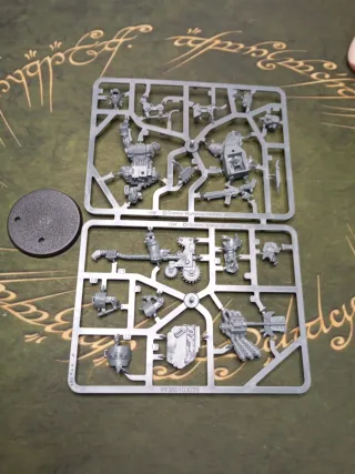 Warhammer 40,000 Orkos: Caudillo en Megaarmadura