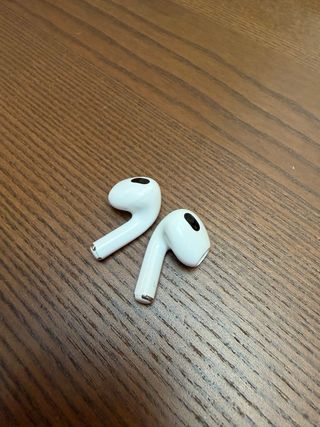 Auriculares Apple AirPods 3 con MagSafe