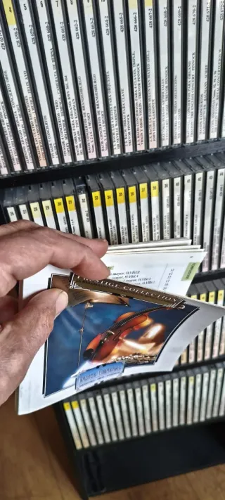100 CDs Música Clásica + Mueble