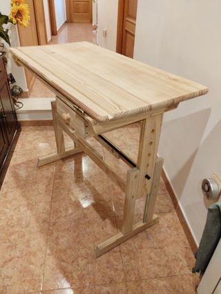 Mesa de dibujo de madera