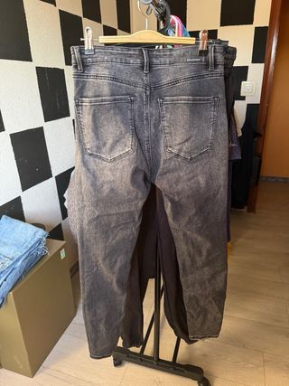 Pantalones Stradivarius Talla 38