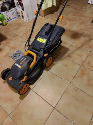 Cortacésped Eléctrico Worx WG779E.1