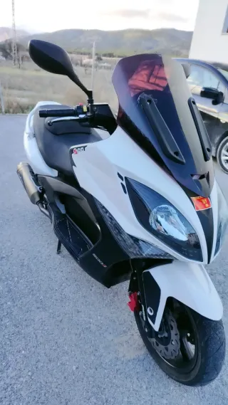 Kymco Xciting 500R ABS Maxiscooter