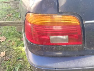 Pilotos Traseros BMW 530d (2001)