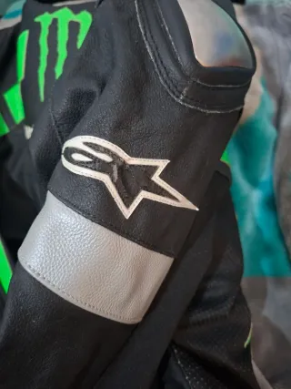 Conjunto Ropa Moto Negra y Verde