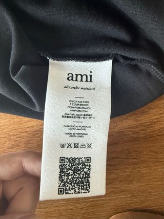 Camiseta Ami Paris Negra