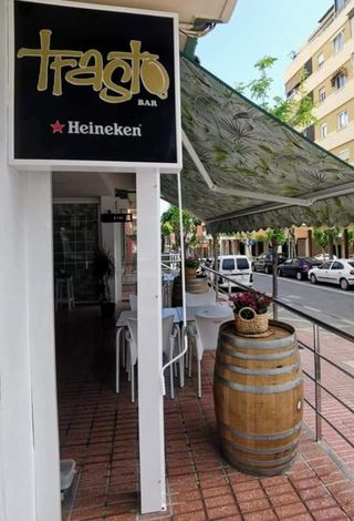 Mobiliario Hostelería: Sillas, Mesas y Banquetas