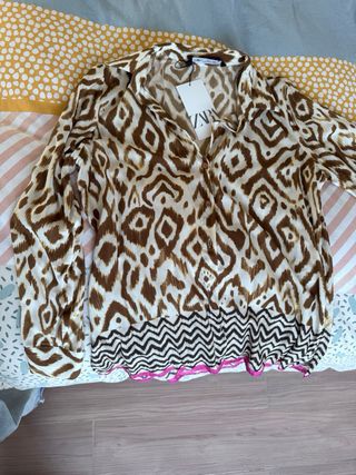 Camisa Zara Estampada Beige y Marrón Talla XS