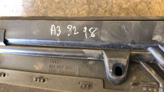 GUANTERA AUDI A3 8L 1999