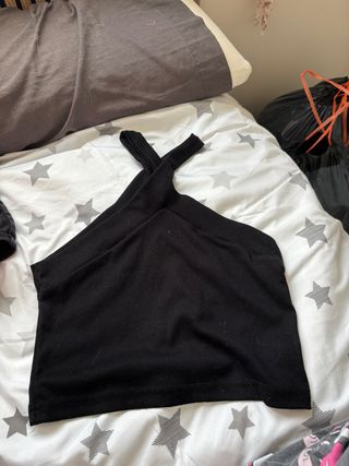 Top negro cruzado