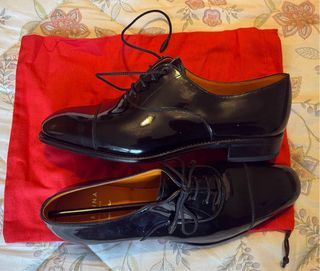 Zapatos de charol Carmina negros