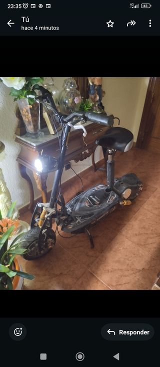 Patinete eléctrico con asiento