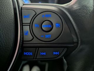 Toyota Corolla 1.8 125H BUSINESS PLUS E-CVT