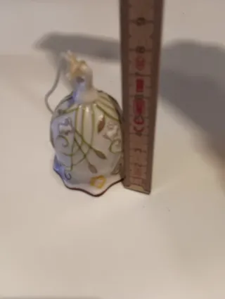 Campanella pasquale in porcellana