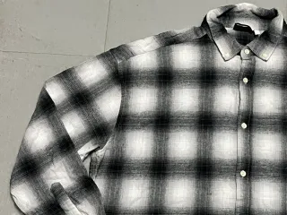 Camisa cuadros invierno gris y blanco