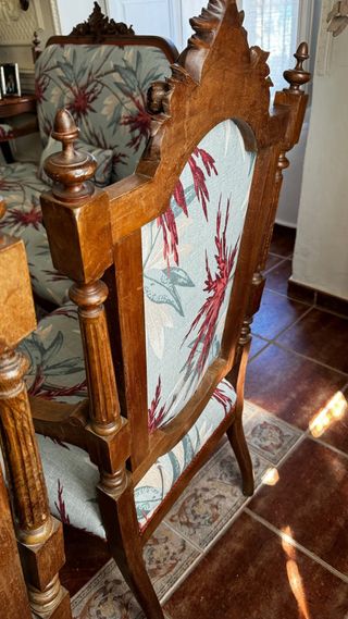 Sofá y 2 sillones estilo Alfonsino