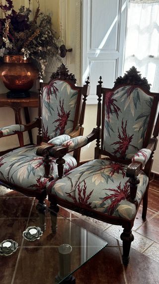 Sofá y 2 sillones estilo Alfonsino