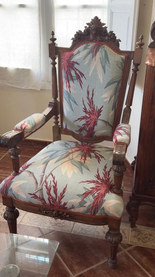 Sofá y 2 sillones estilo Alfonsino