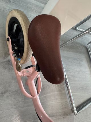 Bici sin pedales rosa BTWIN runride 500