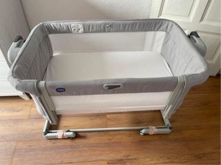 Minicuna Chicco Next2me Casi Nueva