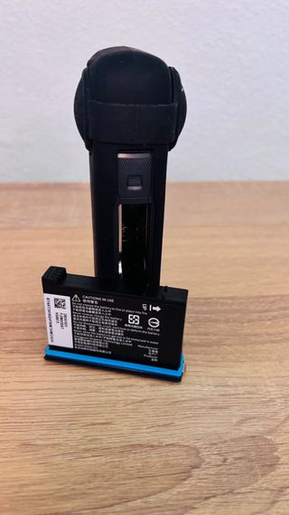 Cámara Insta360 X4 Negra