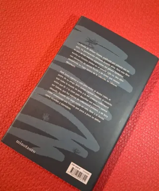 ❗️Nuevo: El tiempo de la noche, Sloane; Minotauro.