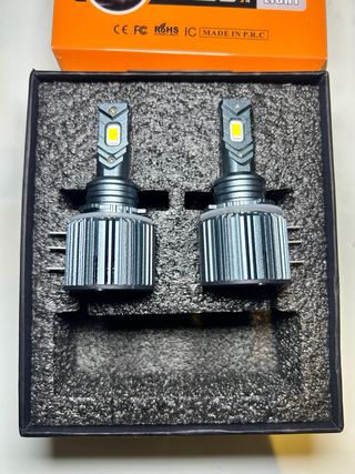 Bombillas LED H4 AKE Blancas Coche Nuevas