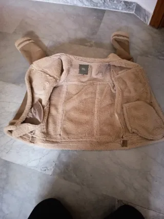 Chaqueta marrón con forro de borreguito