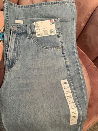 vaqueros Uniqlo nuevos con etiqueta 36/38