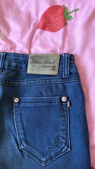 Pantalones vaqueros marca Silvian Heach, talla 36