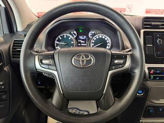 Toyota Land Cruiser 150 2020