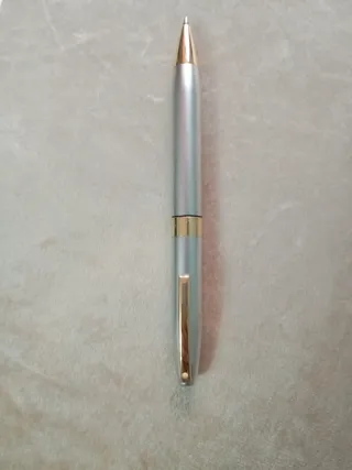 Lote de 4 penne e stilografiche