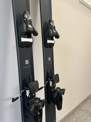 Esquis Salomon Stance 90