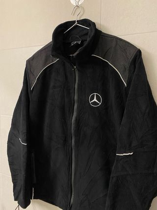 Chaqueta Mercedes-Benz