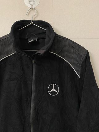 Chaqueta Mercedes-Benz