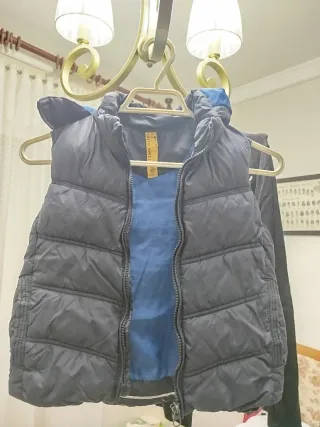 Chaleco niño Zara azul
